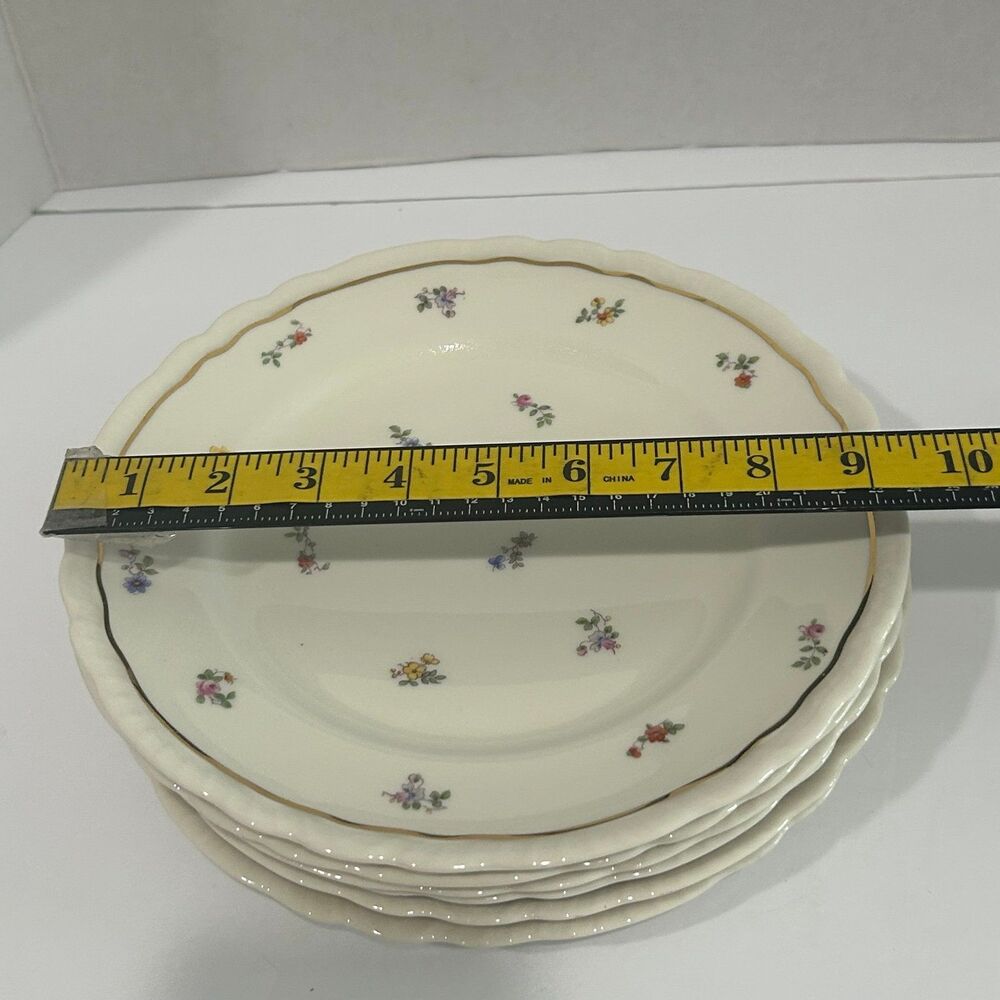 Vintage Warwick China Dinner Plates Floral Pattern USA Color Cream Gold Band - Picture 11 of 11